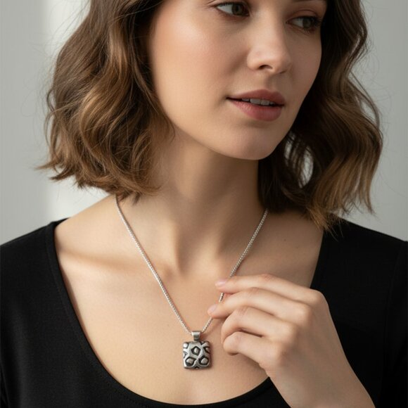 Simon Sebbag Geometric Patterned Black and Silver Pendant - Picture 1 of 2